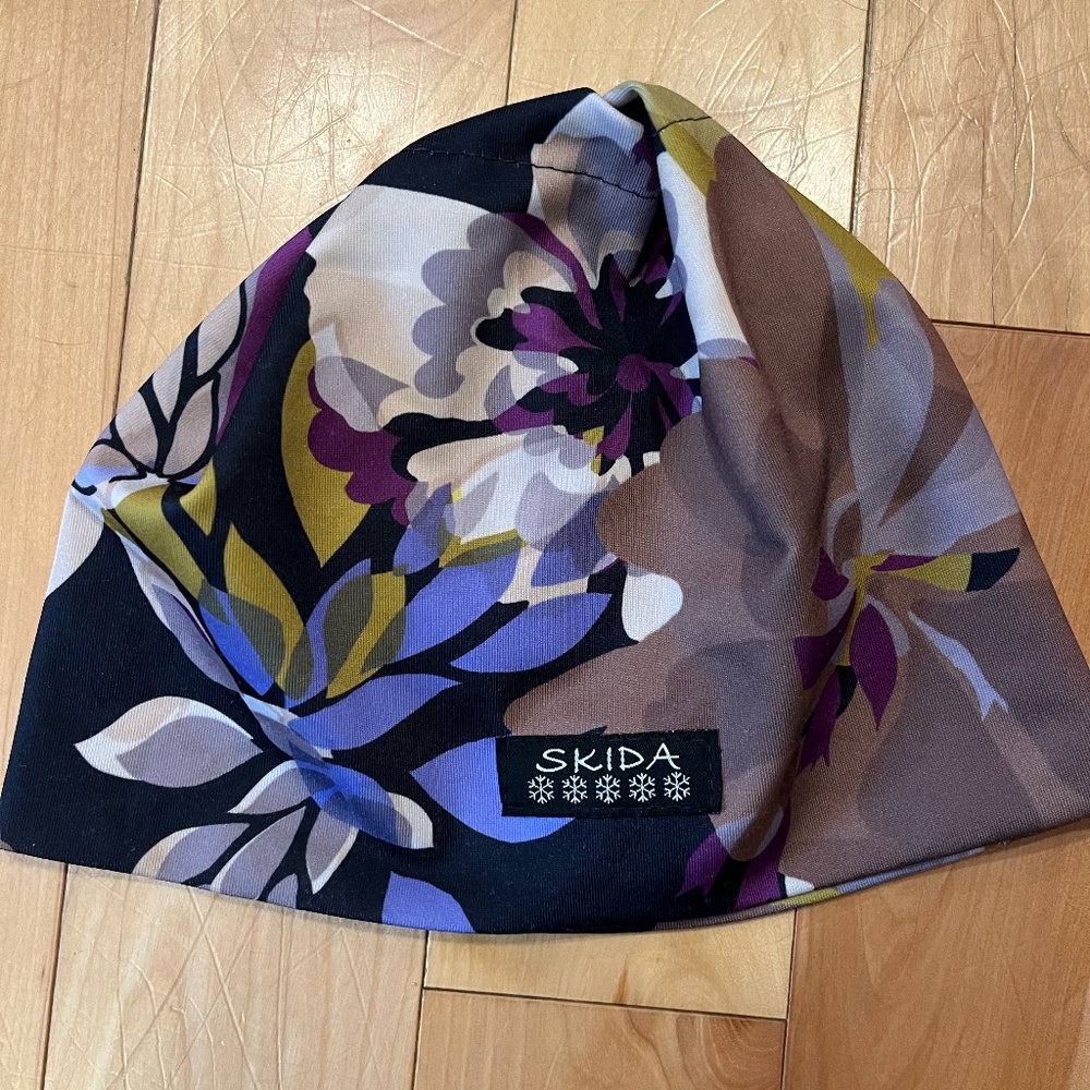 Skida Hat
